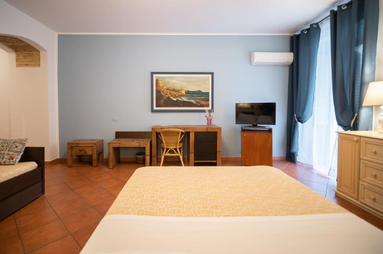 Kalamarina Rooms Palermo Exterior photo